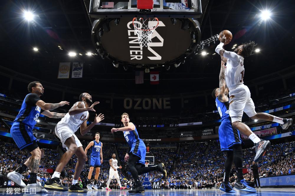 与中长距离 与中长距离