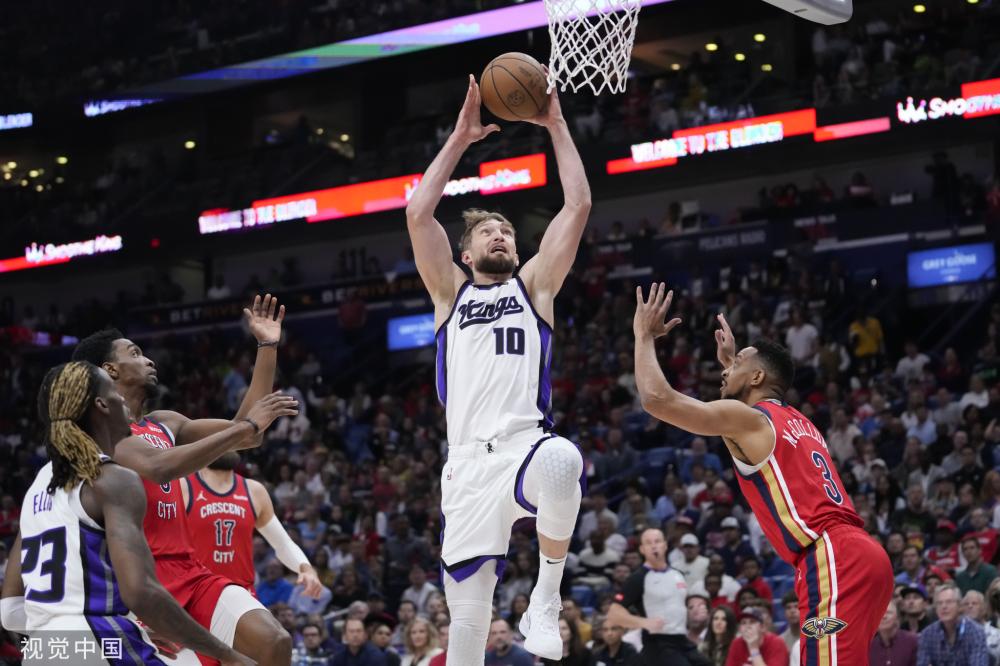 更加淋漓尽 更加淋漓尽