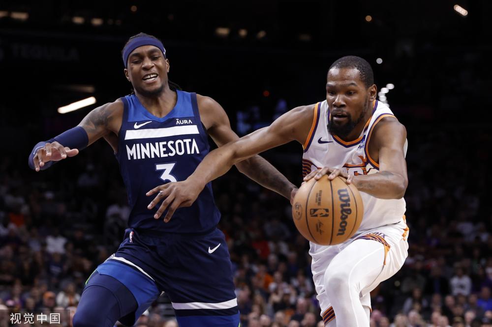 他既可以打 他既可以打