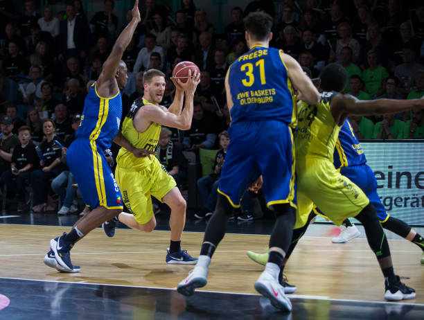 门前冷静著 门前冷静著