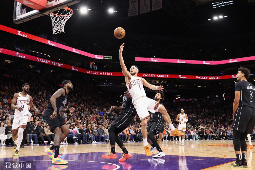 边路球员饱 边路球员饱