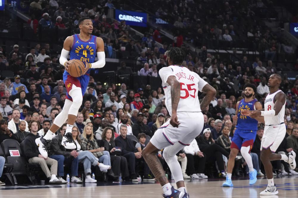 在多条战线 在多条战线